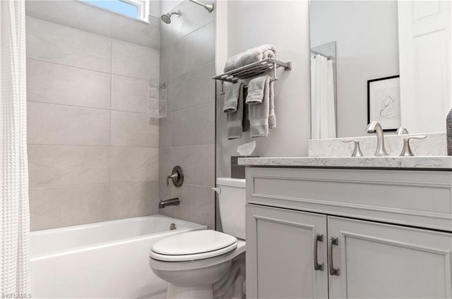 28137 Captiva Shell LOOP, Bonita Springs, FL 34135