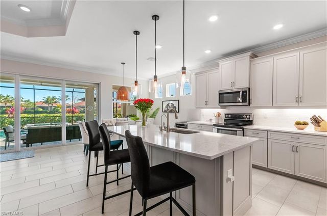 28137 Captiva Shell LOOP, Bonita Springs, FL 34135