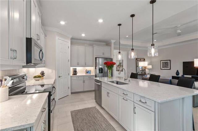 28137 Captiva Shell LOOP, Bonita Springs, FL 34135