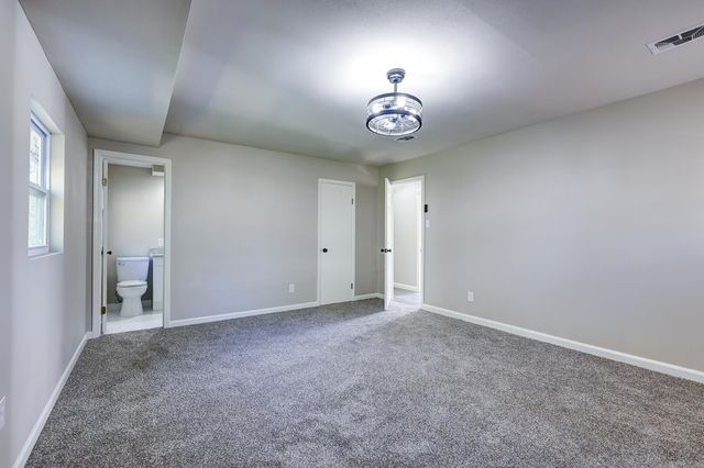 12620 Southridge Drive, Little Rock, AR 72212