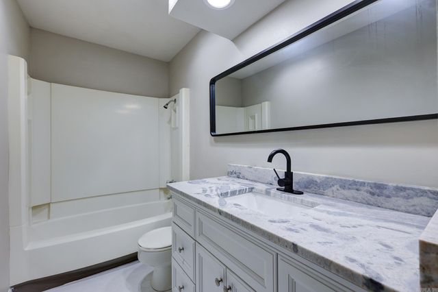 12620 Southridge Drive, Little Rock, AR 72212