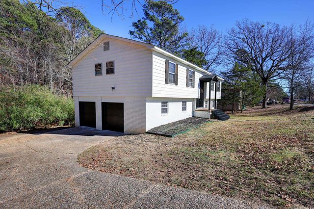 12620 Southridge Drive, Little Rock, AR 72212