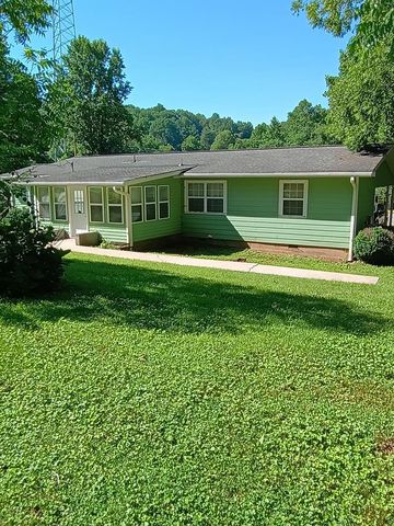 733 Bell Creek Road, Hiawassee, GA 30546
