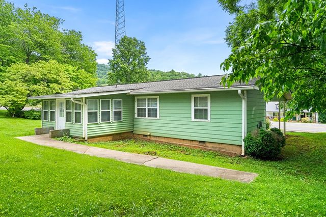 733 Bell Creek Road, Hiawassee, GA 30546