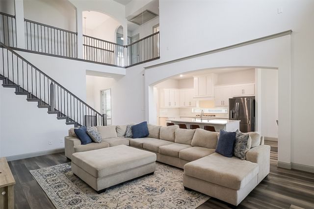 12959 Averi Lane, Farmers Branch, TX 75234