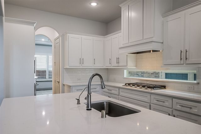 12959 Averi Lane, Farmers Branch, TX 75234