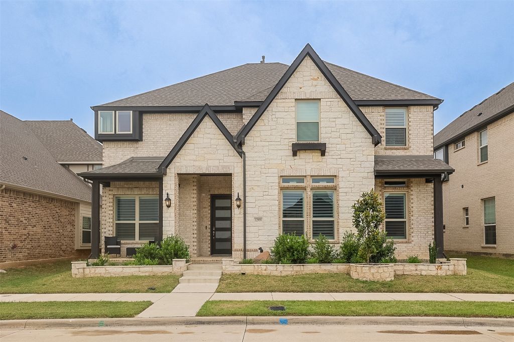 12959 Averi Lane, Farmers Branch, TX 75234