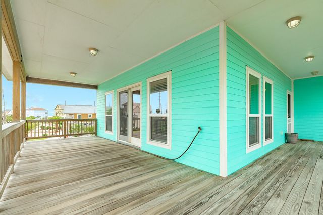 25126 Sausalito Drive, Galveston, TX 77554