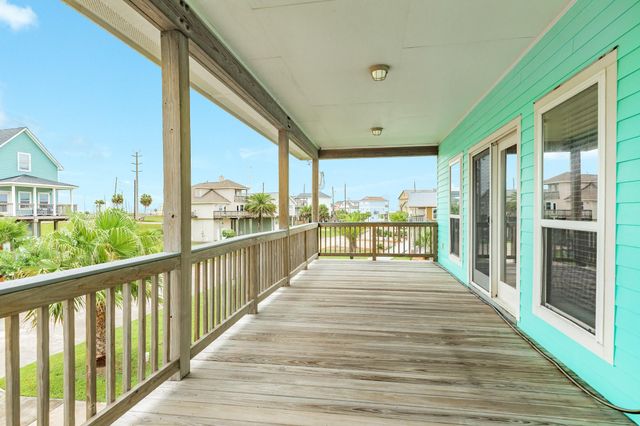 25126 Sausalito Drive, Galveston, TX 77554