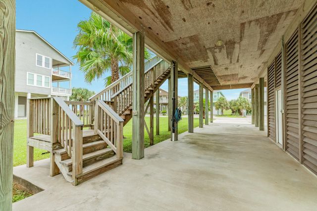 25126 Sausalito Drive, Galveston, TX 77554