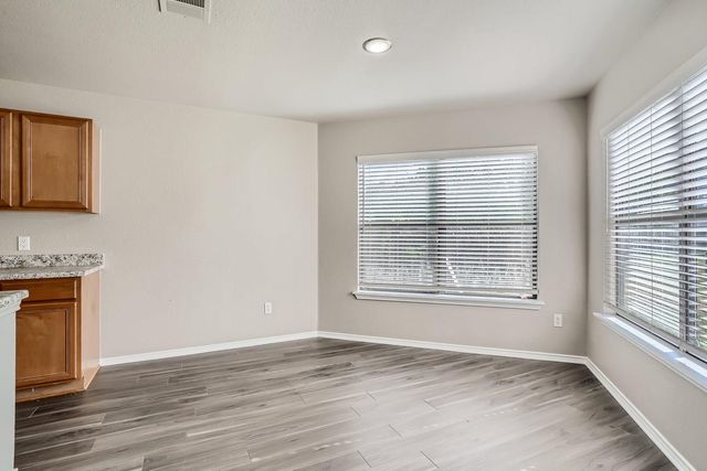 1211 Champion DR, Round Rock, TX 78664