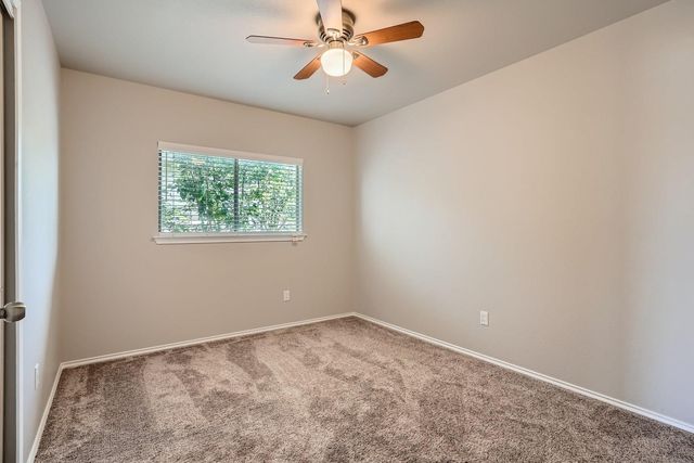 1211 Champion DR, Round Rock, TX 78664