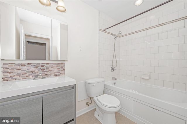 2500 KAYHILL LN, Bowie, MD 20715