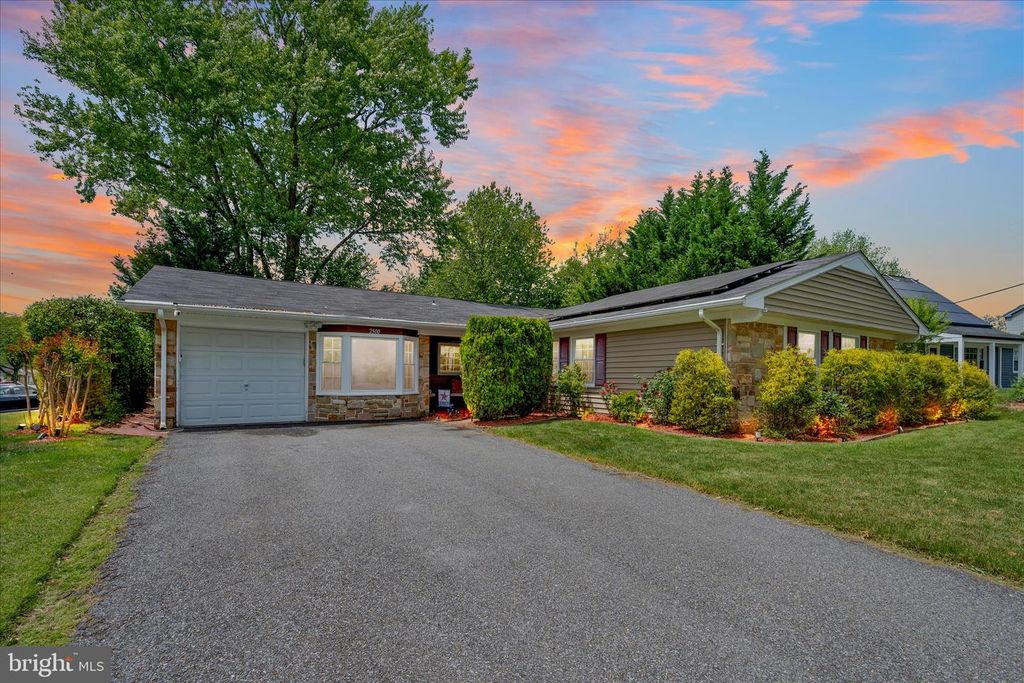 2500 KAYHILL LN, Bowie, MD 20715