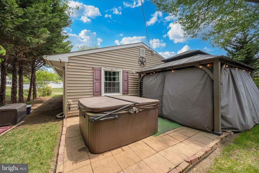 Image 47 of property listing at 2500 KAYHILL LN, Bowie, MD 20715