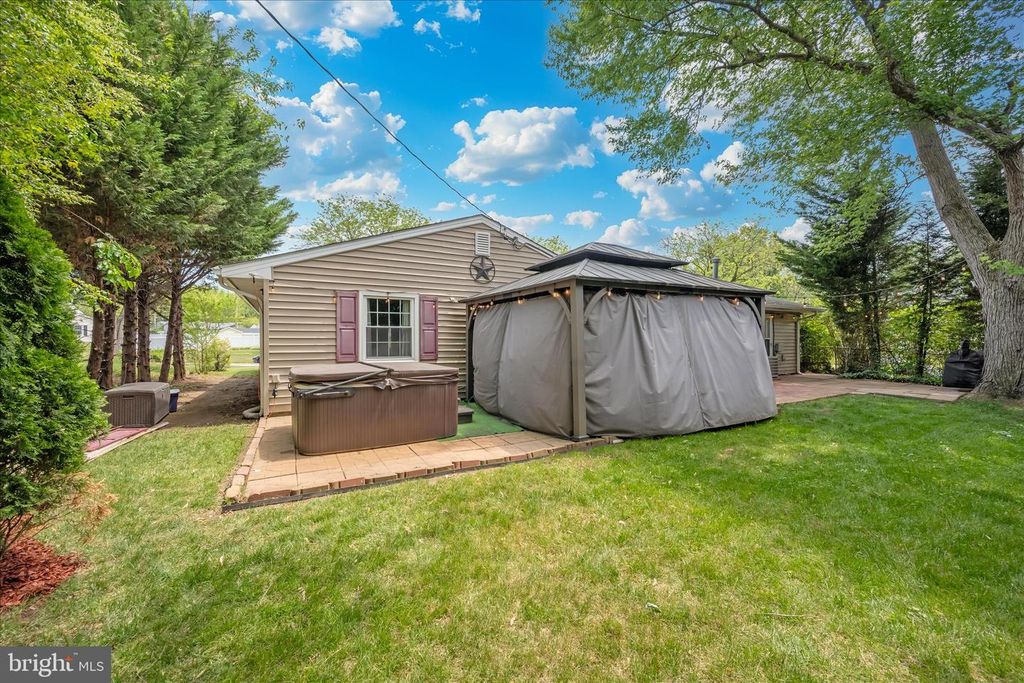 Image 49 of property listing at 2500 KAYHILL LN, Bowie, MD 20715