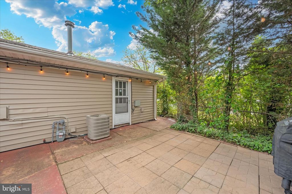 Image 53 of property listing at 2500 KAYHILL LN, Bowie, MD 20715