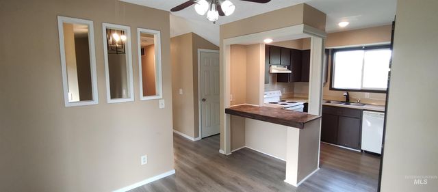 2933 Garfield Ct, Lewiston, ID 83501