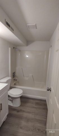 2933 Garfield Ct, Lewiston, ID 83501