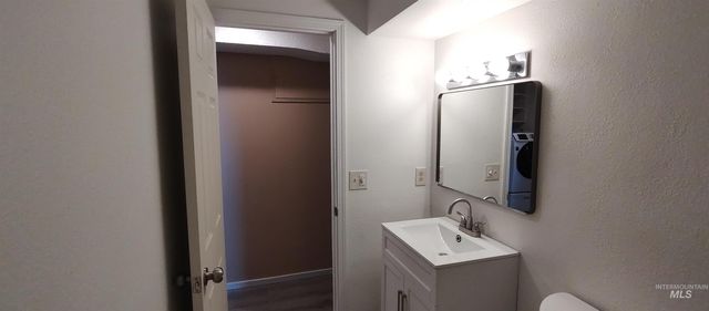 2933 Garfield Ct, Lewiston, ID 83501
