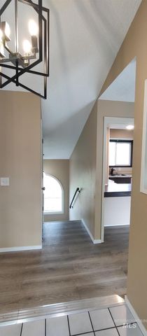 2933 Garfield Ct, Lewiston, ID 83501