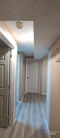 2933 Garfield Ct, Lewiston, ID 83501