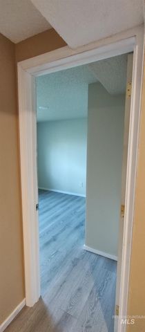 2933 Garfield Ct, Lewiston, ID 83501