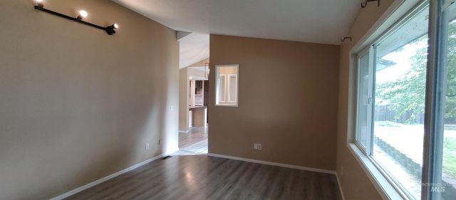 2933 Garfield Ct, Lewiston, ID 83501