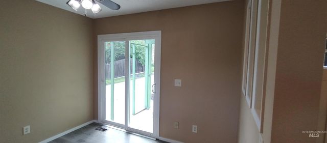2933 Garfield Ct, Lewiston, ID 83501