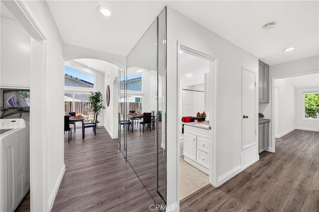 404 Continental Ct, Newbury Park, CA 91320