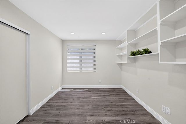 404 Continental Ct, Newbury Park, CA 91320