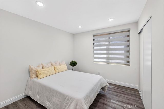 404 Continental Ct, Newbury Park, CA 91320