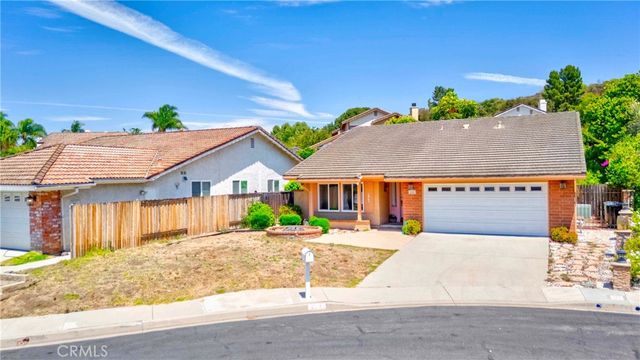 404 Continental Ct, Newbury Park, CA 91320