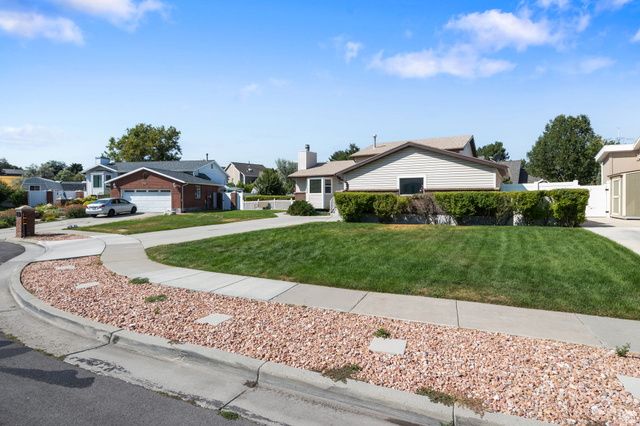 5386 S CLOVER MEADOW DR, Murray, UT 84123