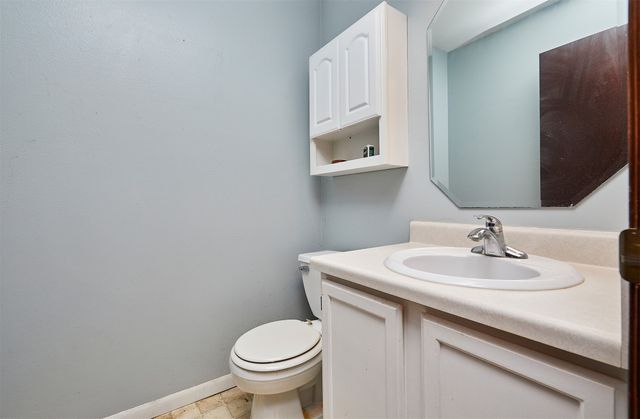 229 52nd Street, West Des Moines, IA 50265
