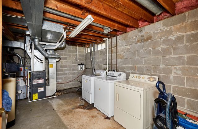 229 52nd Street, West Des Moines, IA 50265