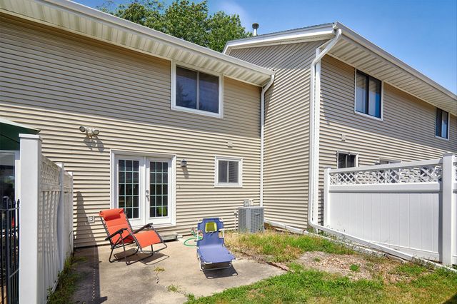 229 52nd Street, West Des Moines, IA 50265