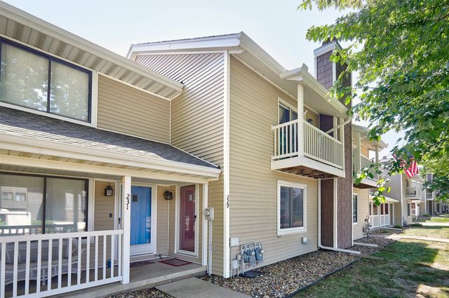 229 52nd Street, West Des Moines, IA 50265