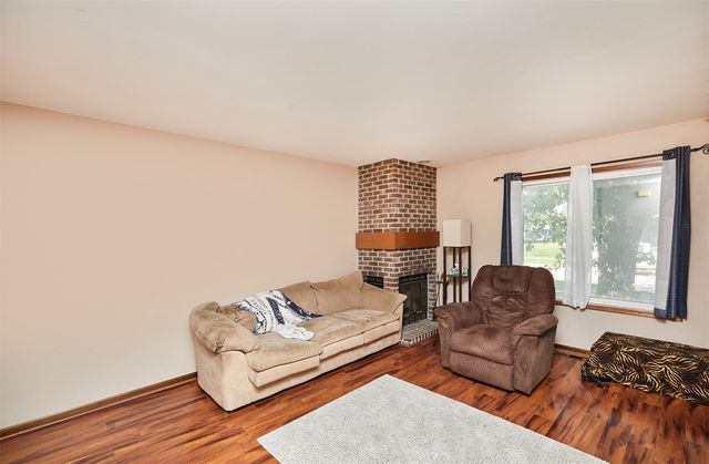 229 52nd Street, West Des Moines, IA 50265