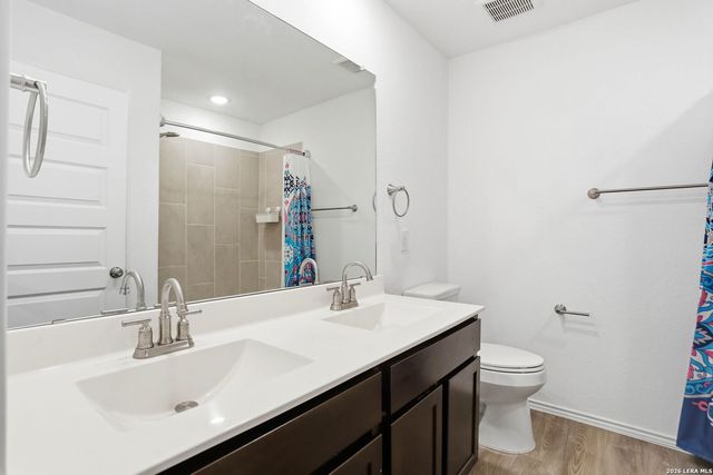13250 Hagerd Loop, St Hedwig, TX 78152