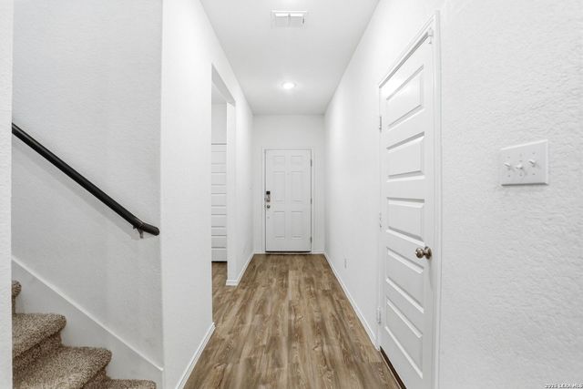 13250 Hagerd Loop, St Hedwig, TX 78152