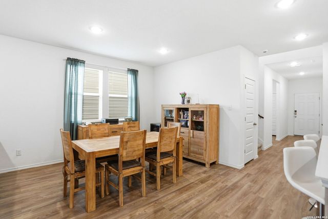 13250 Hagerd Loop, St Hedwig, TX 78152