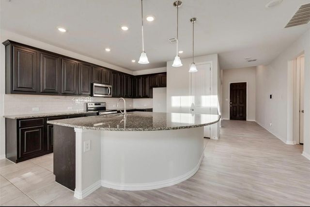 10213 Wild Goose Drive, Fort Worth, TX 76131