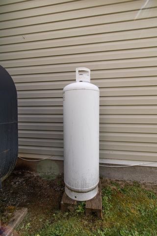 99 River Road, Irasburg, VT 05845