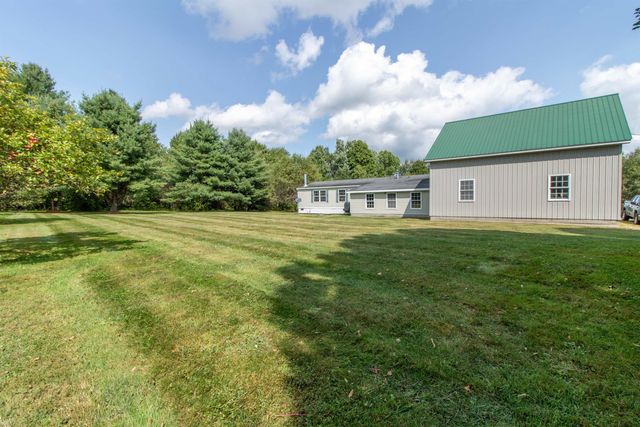 99 River Road, Irasburg, VT 05845