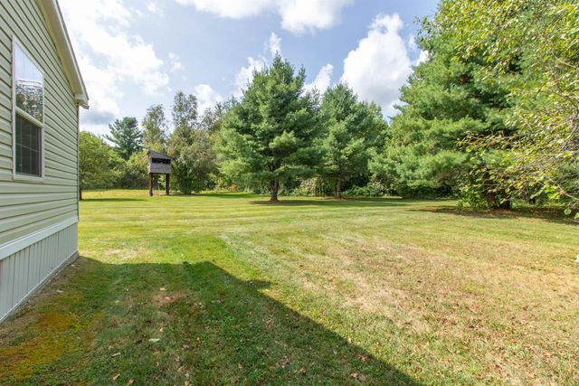 99 River Road, Irasburg, VT 05845