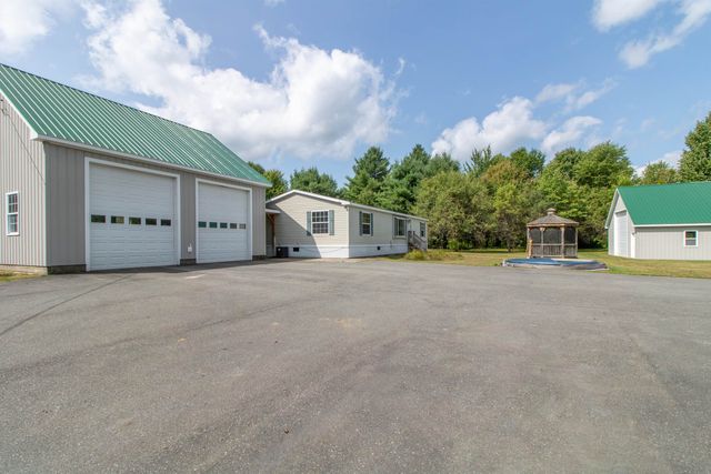 99 River Road, Irasburg, VT 05845