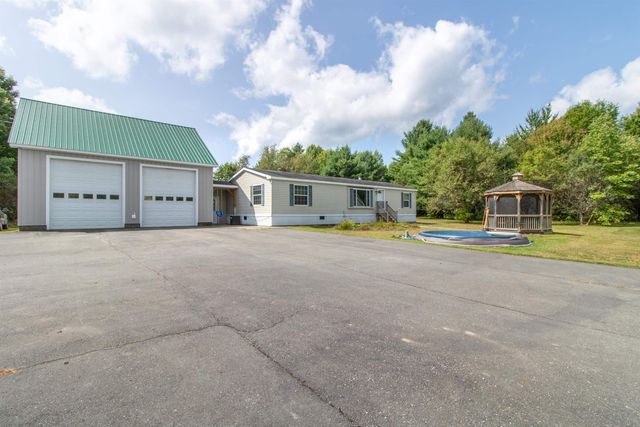 99 River Road, Irasburg, VT 05845