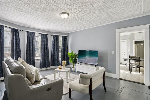 424 Cedar Street, Manchester, NH 03103