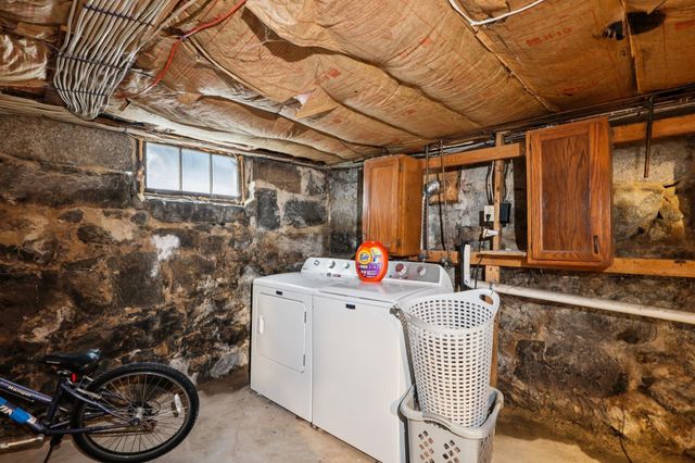 424 Cedar Street, Manchester, NH 03103